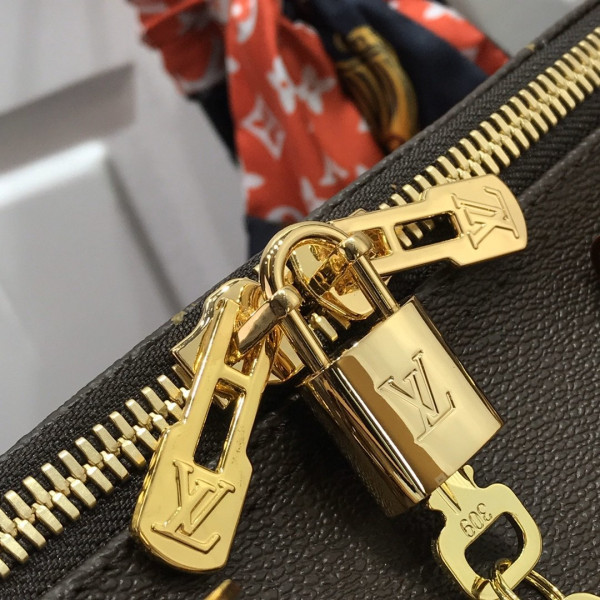 l**is V*t*n keepall bandouliÈre 50