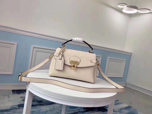 l**is V*t*n georges bb