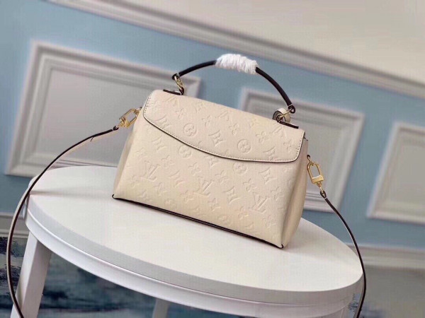 l**is V*t*n georges bb