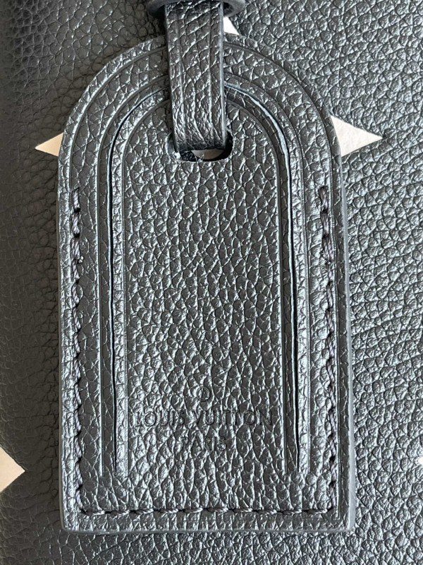 l**is V*t*n petit palais