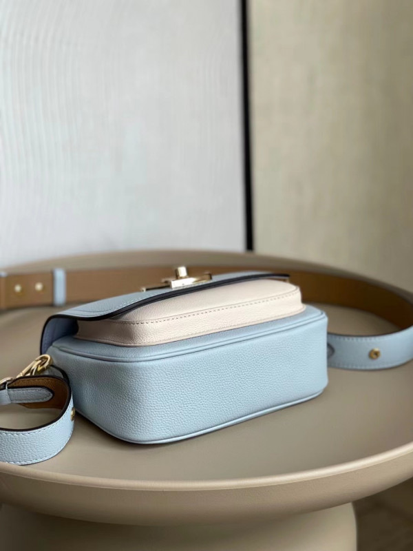 l**is V*t*n lockme tender