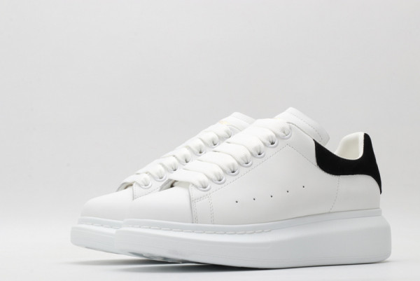 ALEXANDER MCQUEEN Oversized Sneaker