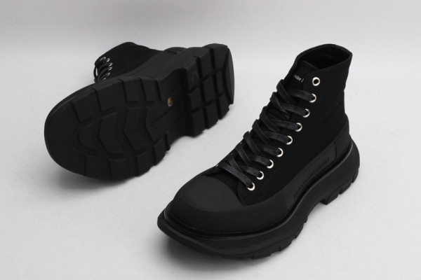 ALEXANDER MCQUEEN Tread Slick Boot