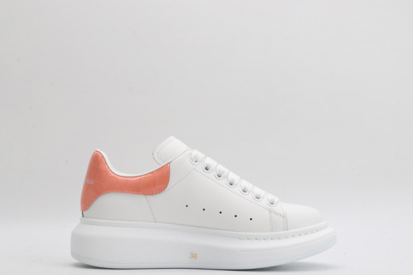 ALEXANDER MCQUEEN Oversized Sneaker