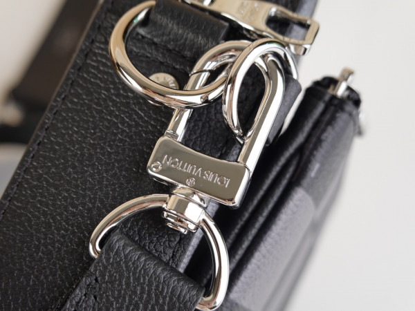 l**is V*t*n trio messenger