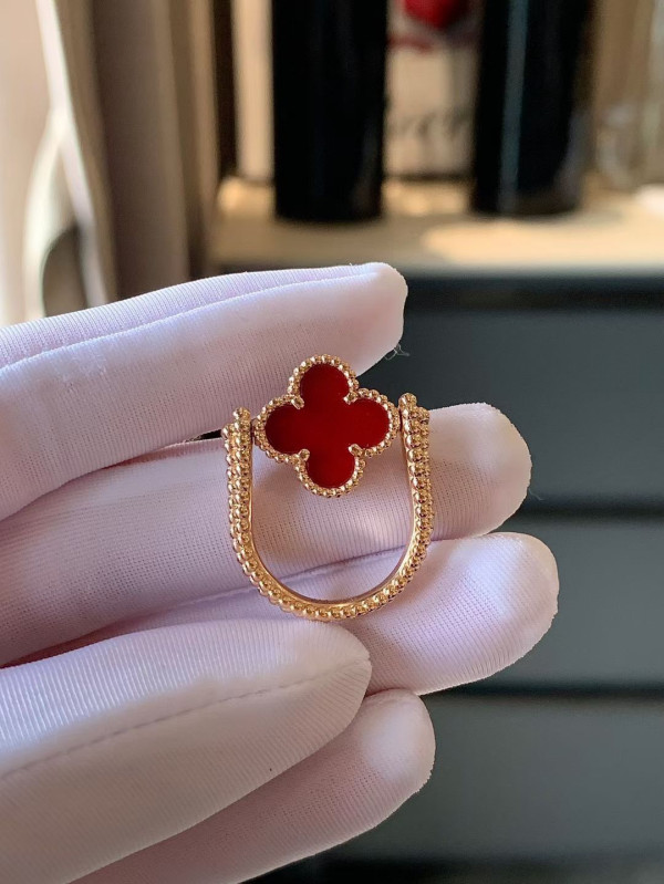 Van Cleef & Arpels Perlée Reversible Ring