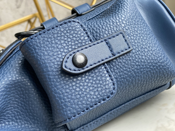 l**is V*t*n christopher xs