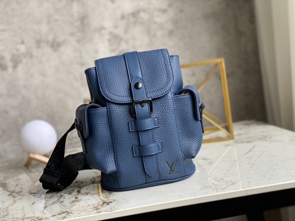 l**is V*t*n christopher xs