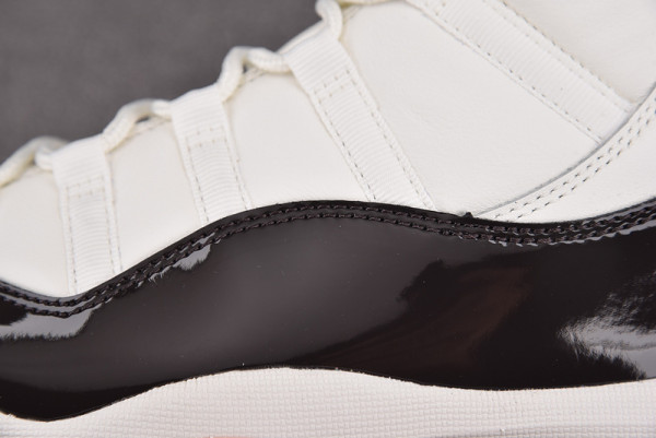 AIR JORDAN 11 WMNS "NEAPOLITAN" AR0715-101