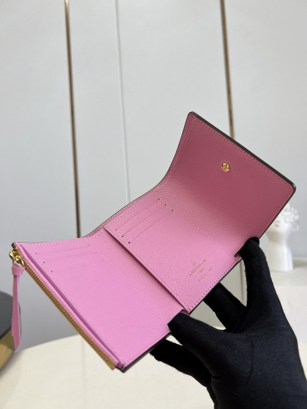 l**is V*t*n victorine wallet