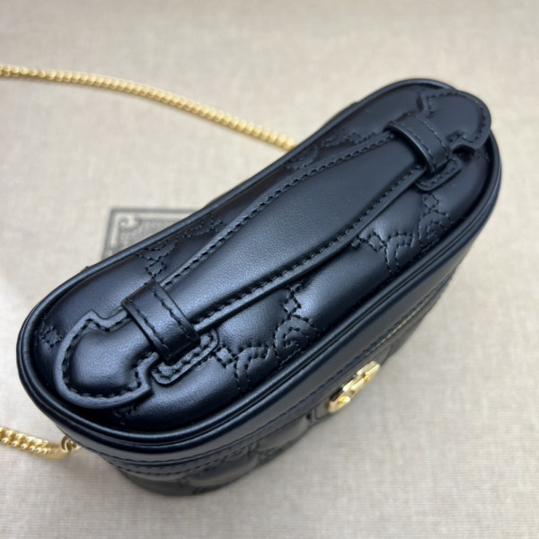 G*u*i gg matelassé top handle mini bag