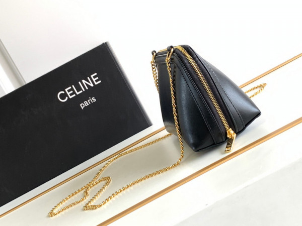 Ce**e clutch on chain cuir triomphe