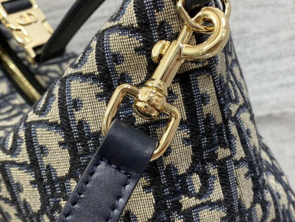 D*or D*ortravel nomad pouch medium