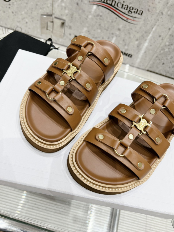 Ce**e slides tippi in calfskin