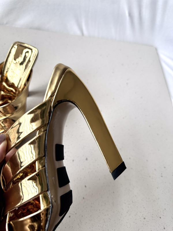 Bo*te*ga ve*ne*ta alfie mule