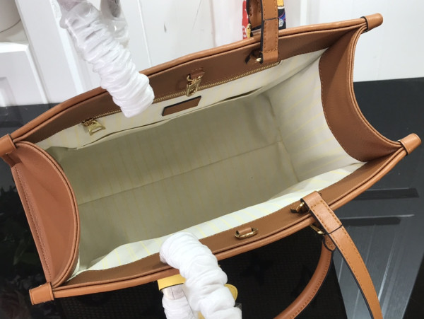 l**is V*t*n onthego mm