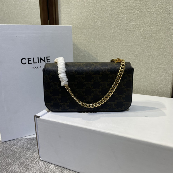 Ce**e chain shoulder bag triomphe
