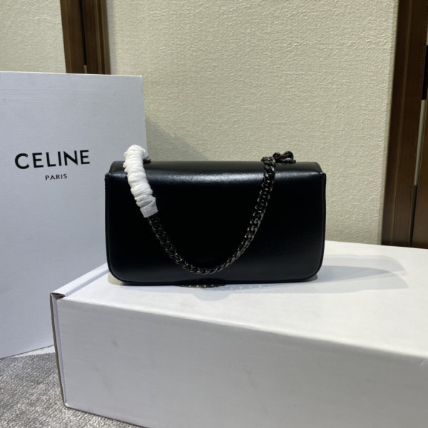 Ce**e chain shoulder bag triomphe