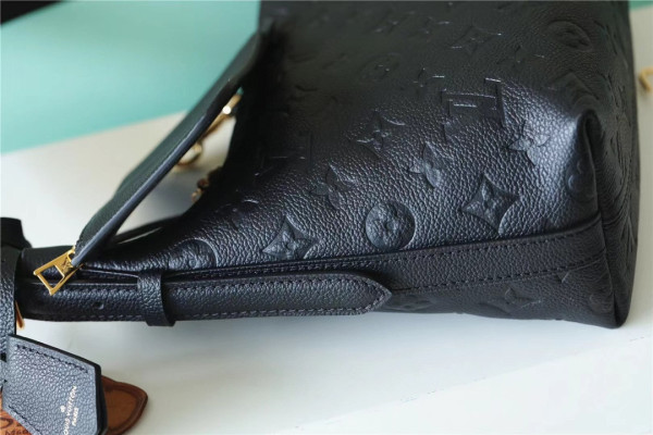 l**is V*t*n sac sport