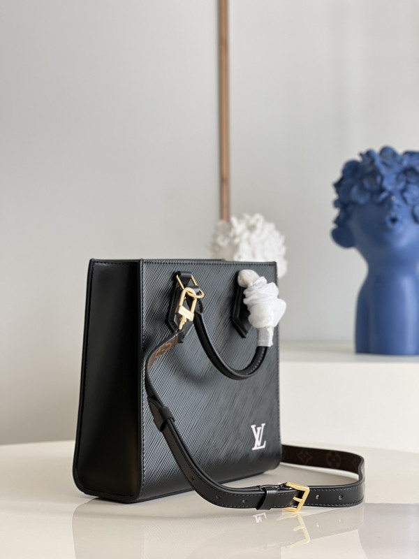 l**is V*t*n petit sac plat