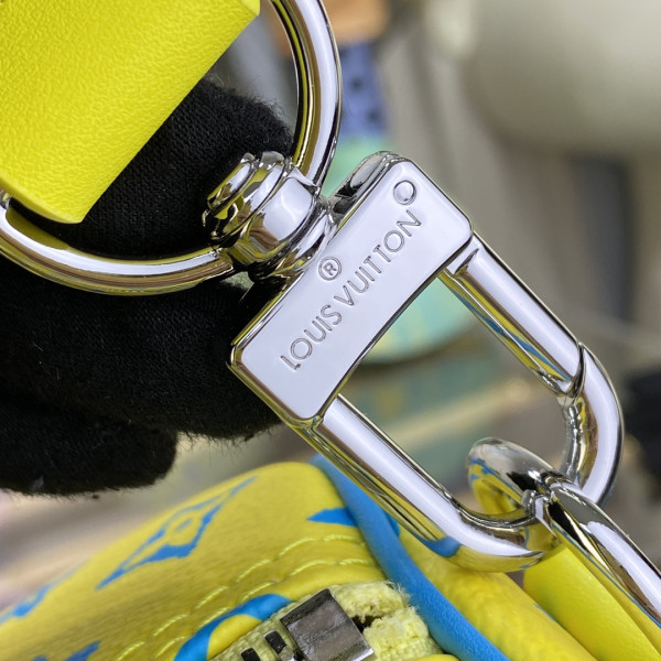 l**is V*t*n keepall bandouliÈre 50