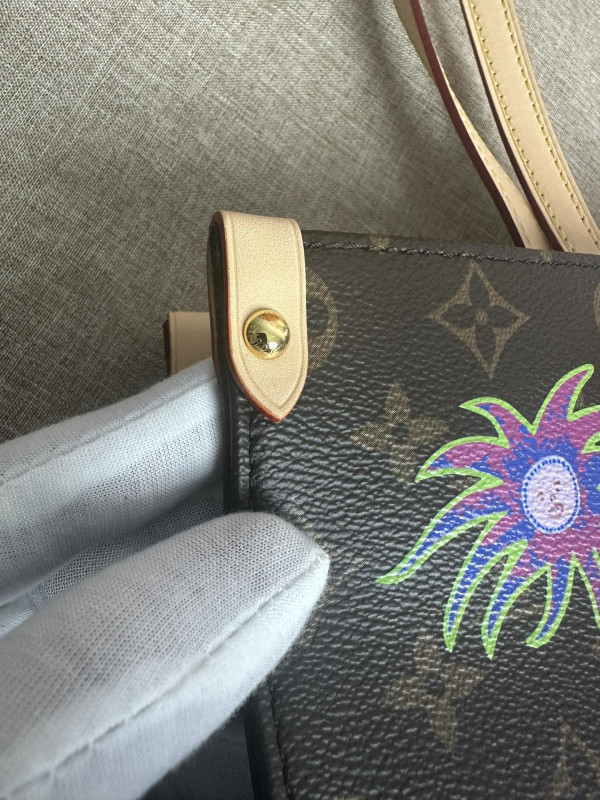 l**is V*t*n x yk onthego mm