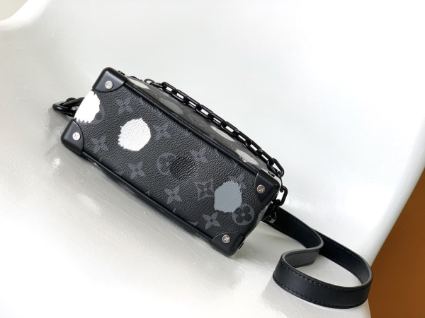 l**is V*t*n mini soft trunk