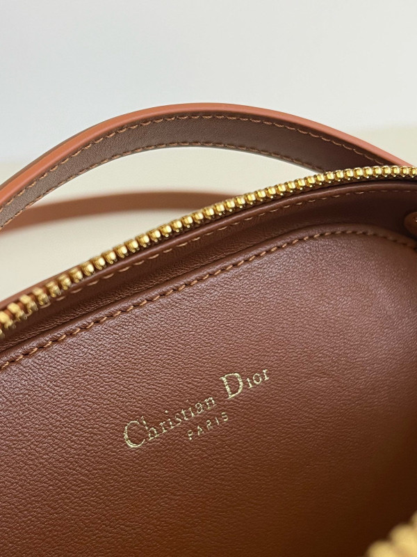 D*or cd signature oval camera bag