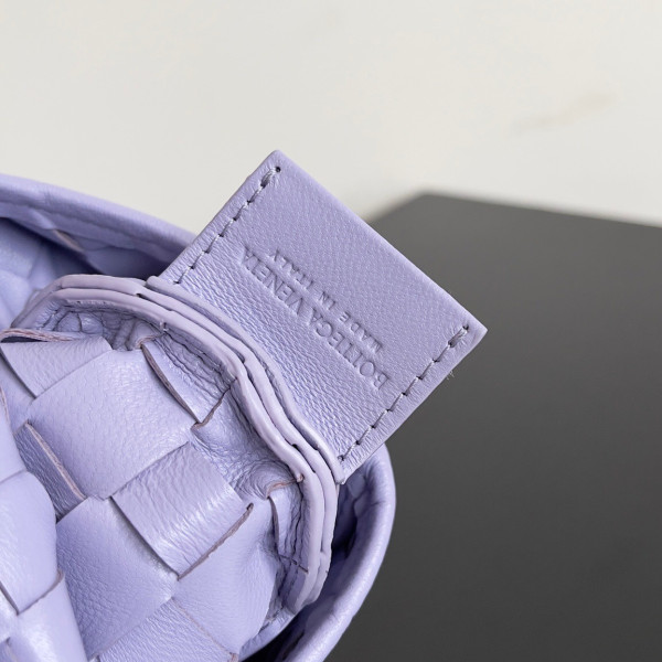 Bo*te*ga ve*ne*ta mini sardine top handle bag