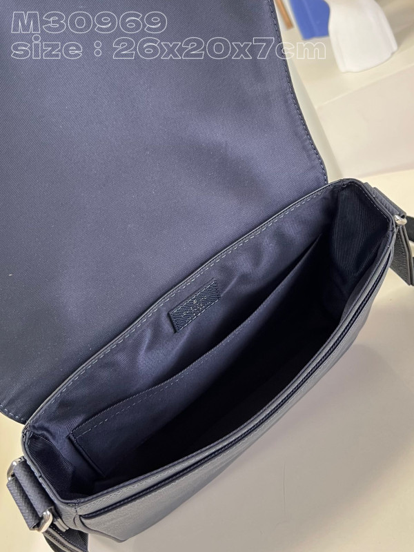 l**is V*t*n district pm