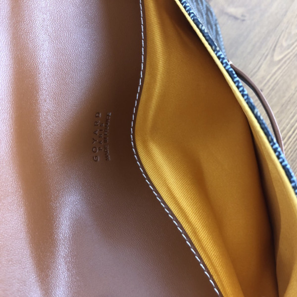 Go*ard commando envelope clutch