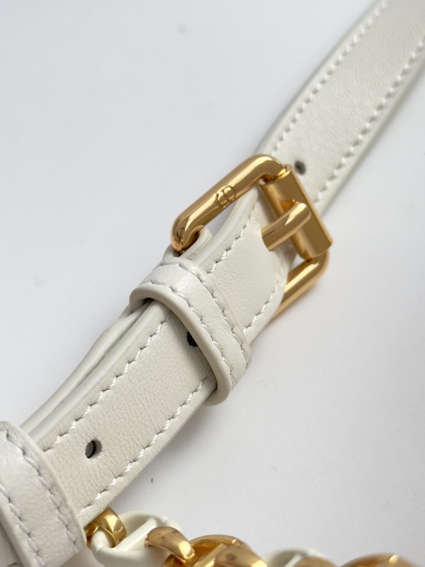 D*or miss caro mini bag