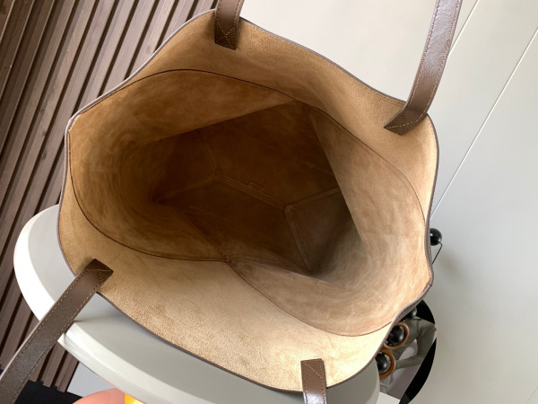 LOEWE Puzzle Fold Tote in shiny calfskin