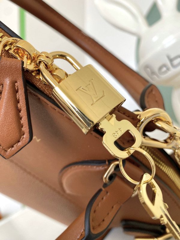 l**is V*t*n lock it mm