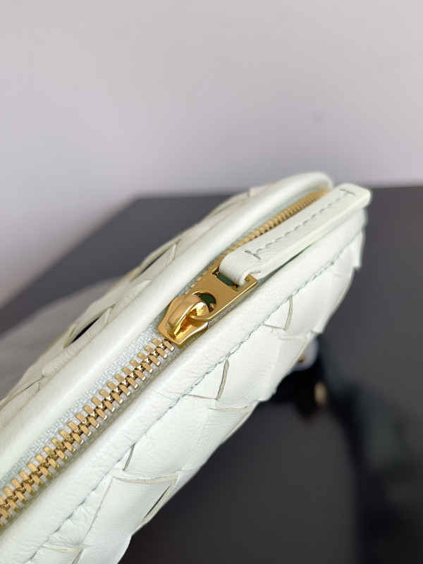 Bo*te*ga ve*ne*ta small gemelli