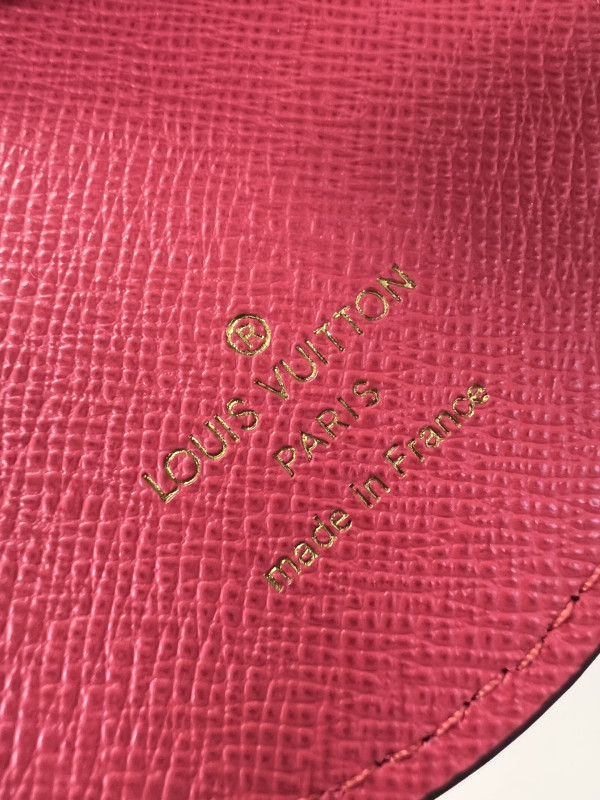 l**is V*t*n illustre ice skate bag charm and key holder