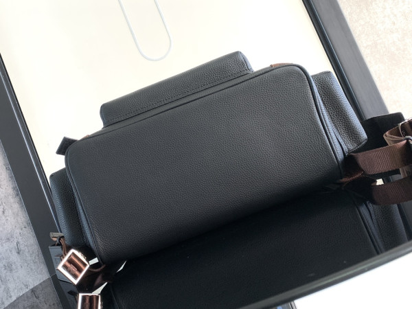 D*or large D*or hit the road backpack