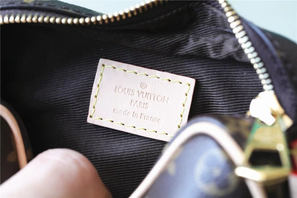 l**is V*t*n croissant mm