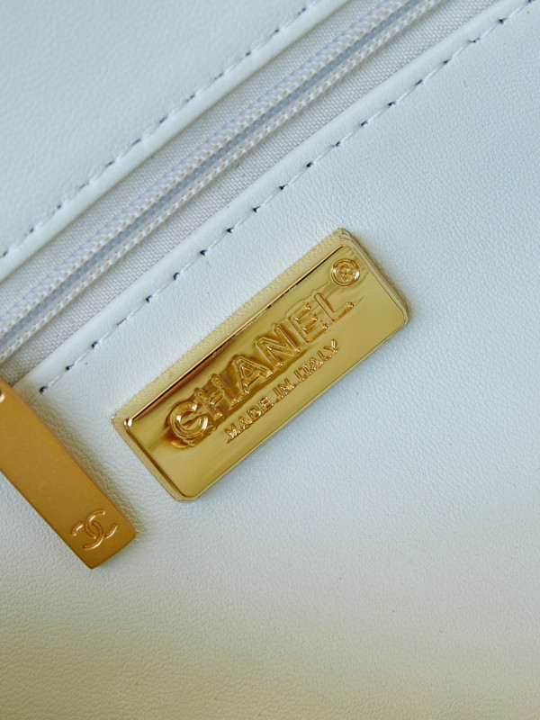 CL SMALL FLAP BAG