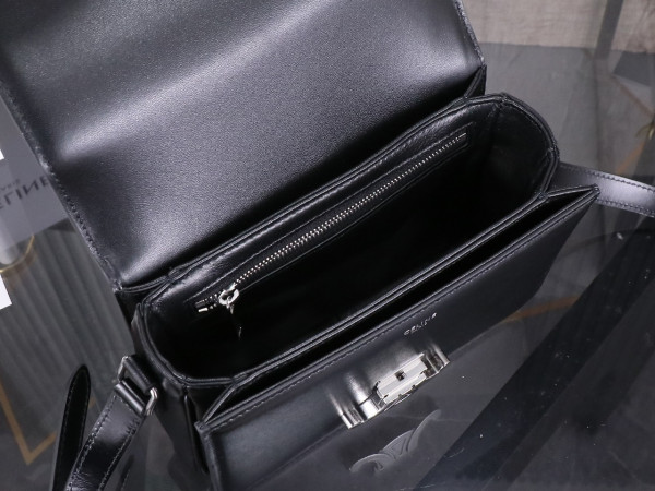 Ce**e teen triomphe bag