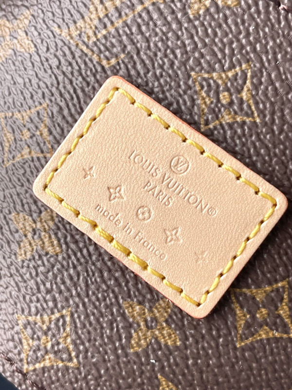 l**is V*t*n croissant pm