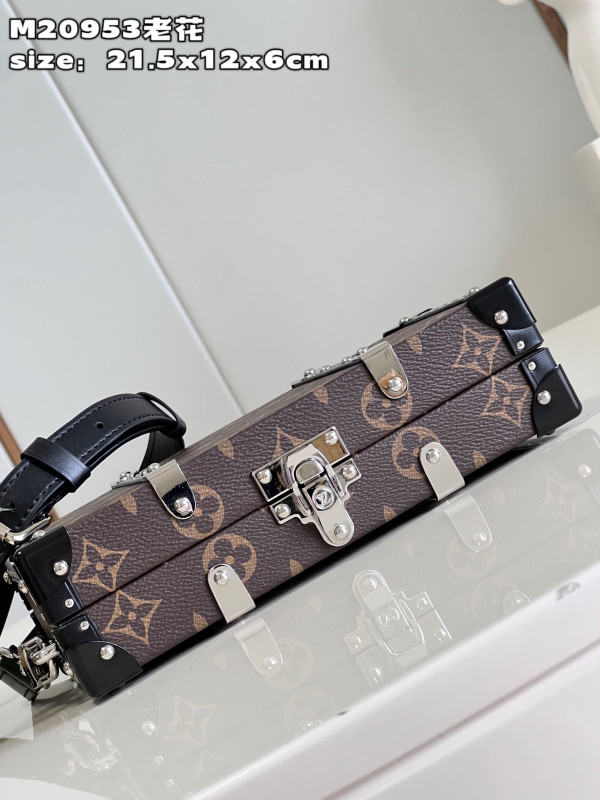 l**is V*t*n neo wallet trunk