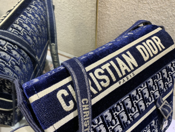 D*or oblique D*orcamp messenger bag