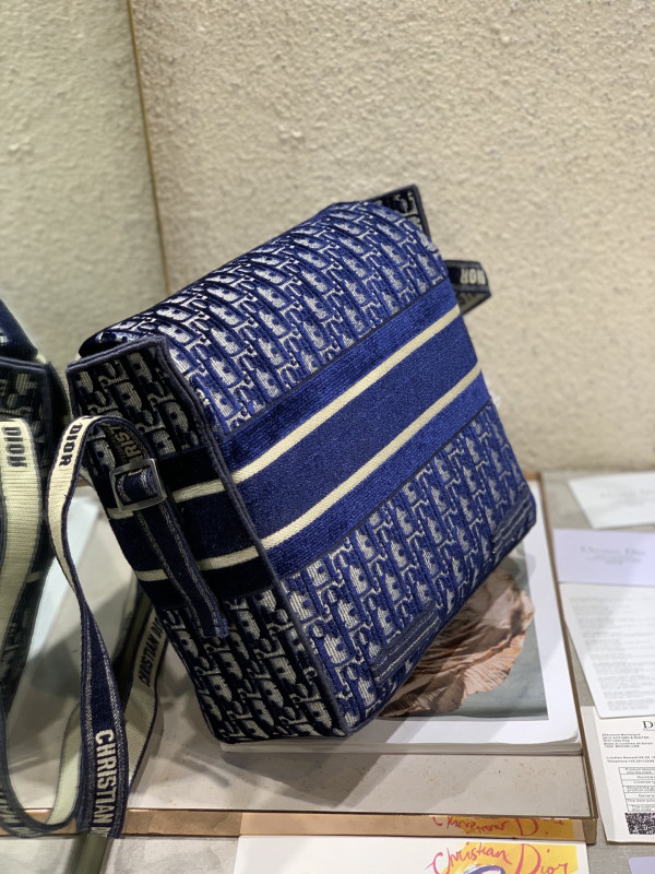 D*or oblique D*orcamp messenger bag