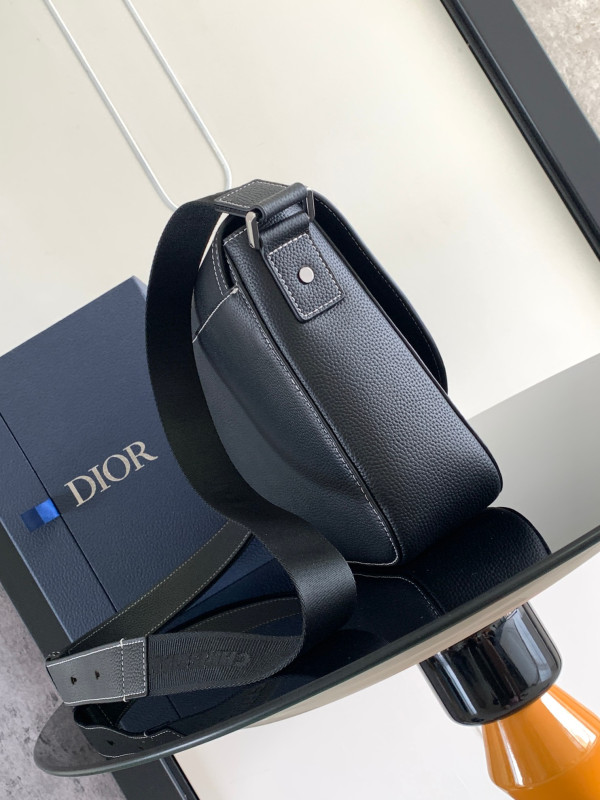 D*or oblique D*orcamp messenger bag