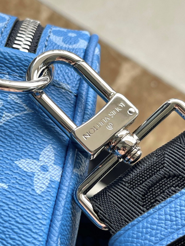 l**is V*t*n nano alpha-24*16*8 cm