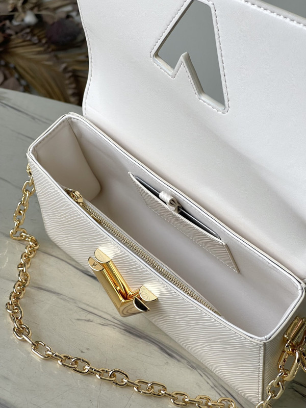 l**is V*t*n twist-23.5*12*7 cm