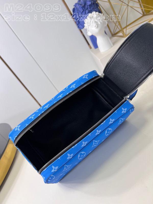 l**is V*t*n dopp kit -28*15*16.5cm