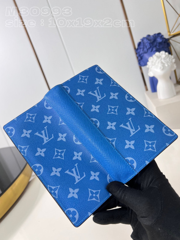 l**is V*t*n brazza wallet-10*19*2cm