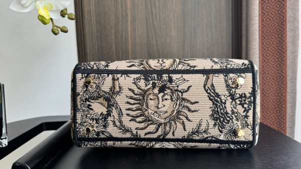 D*or medium lady d-lite bag-24-20-11cm